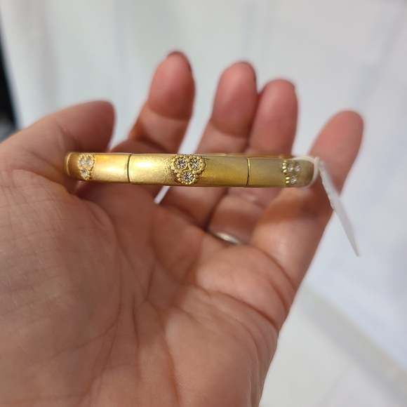 Lia Sophia Necklace & Stretch Bracelet NWT - Picture 2 of 10